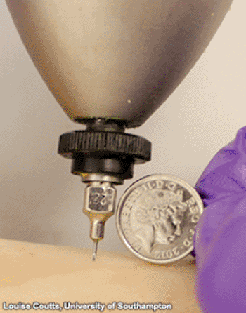 Imagen: La sonda de microindentación, diseñada para revelar signos tempranos de osteoporosis (Fotografía cortesía de la Universidad de Southhampton).